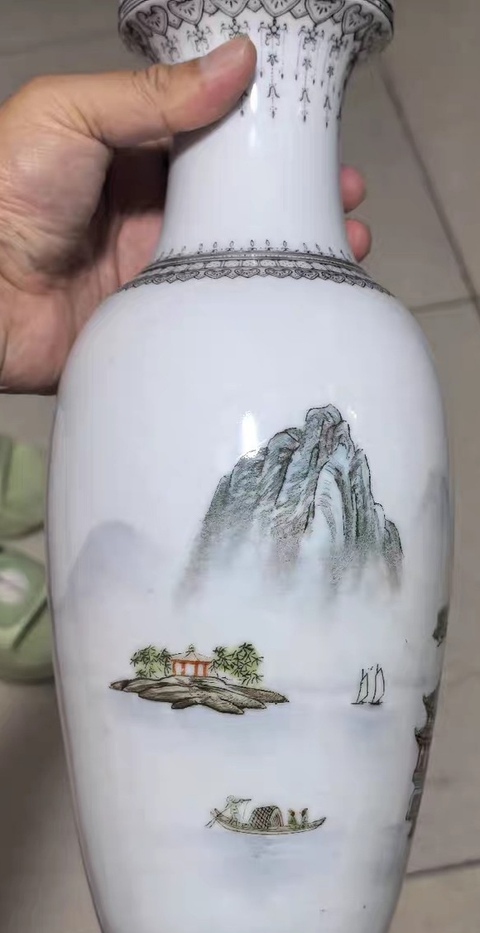 古玩陶瓷創匯期世寧款 山水紋盤口瓶拍賣,當前價格588元