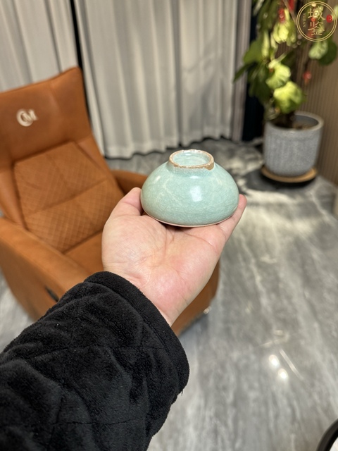 古玩陶瓷龍泉窯直口盞真品鑒賞圖
