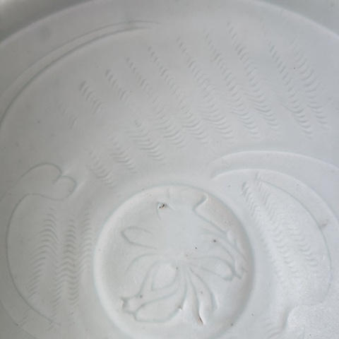 古玩陶瓷青白釉刻花碗真品鑒賞圖