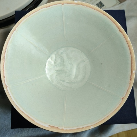 古玩陶瓷湖田窯青白釉雙魚面包碗拍賣,當前價格6800元