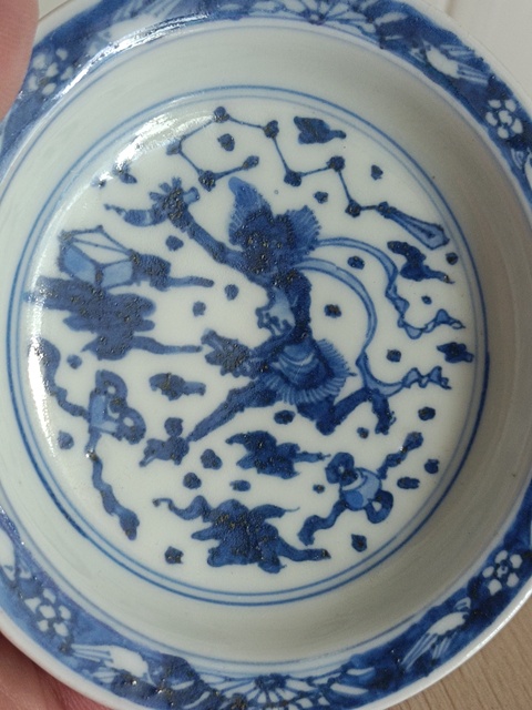 古玩陶瓷青花盤真品鑒賞圖