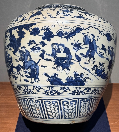 古玩陶瓷群仙祝壽圖青花罐真品鑒賞圖