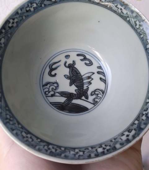 古玩陶瓷青花翼龍紋茶碗真品鑒賞圖