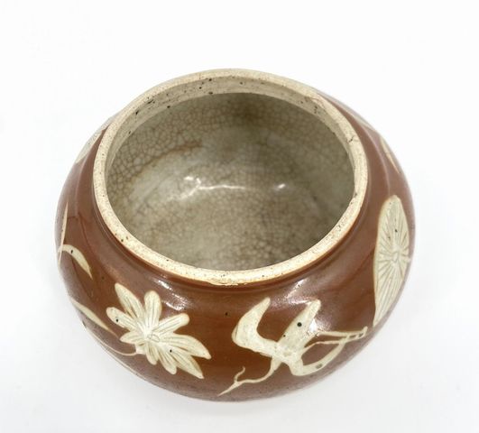 古玩陶瓷紫金釉堆白一路連科圍棋罐真品鑒賞圖