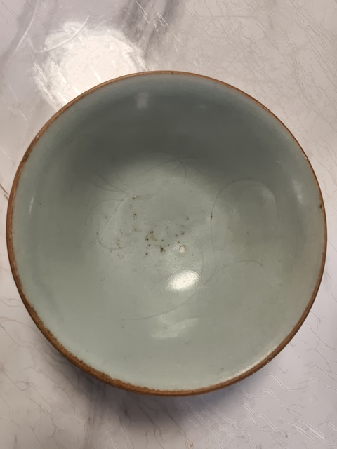 古玩陶瓷青釉蓮瓣刻花碗真品鑒賞圖