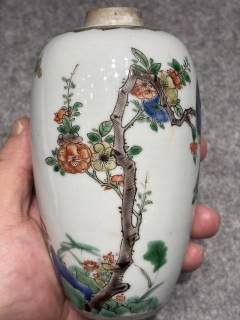 古玩陶瓷康熙五彩瓶真品鑒賞圖