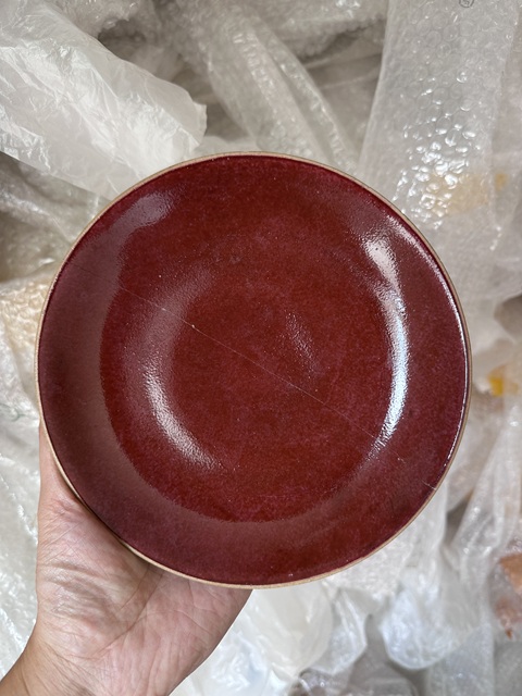 古玩陶瓷胭脂紅釉盤真品鑒賞圖
