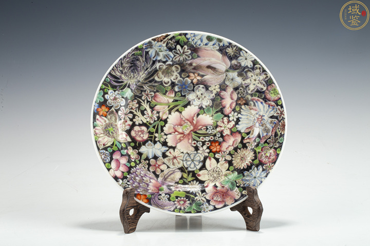 古玩陶瓷百花不落地粉彩盤真品鑒賞圖