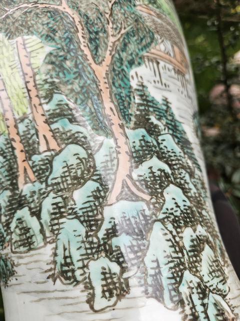 古玩陶瓷淺絳山水紋觀音瓶真品鑒賞圖