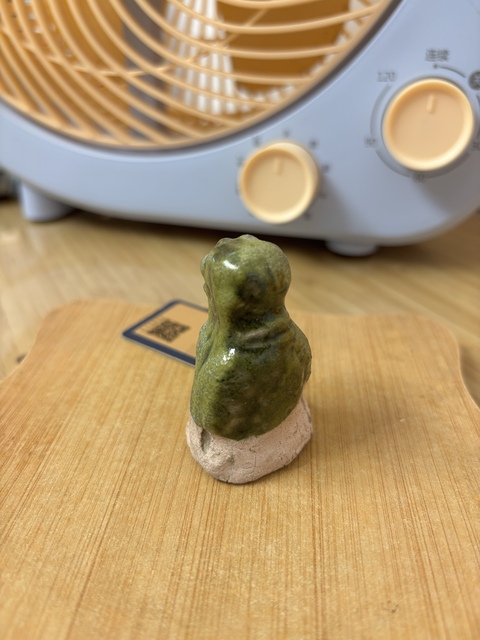古玩陶瓷綠釉獅子擺件真品鑒賞圖