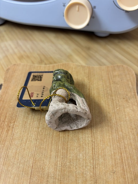 古玩陶瓷綠釉獅子擺件真品鑒賞圖
