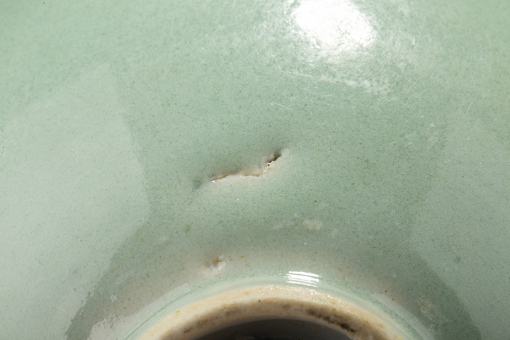 古玩陶瓷清中早·外豆青釉內青花云龍紋碗拍賣，當前價格0元