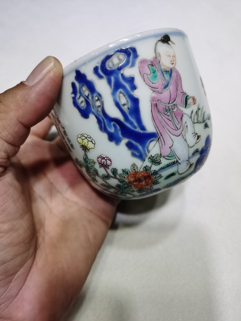 古玩陶瓷粉彩人物故事詩文杯真品鑒賞圖