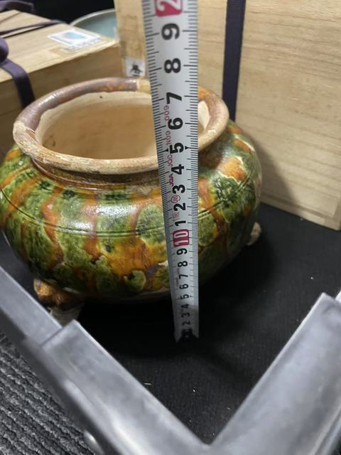 古玩陶瓷唐三彩爐真品鑒賞圖