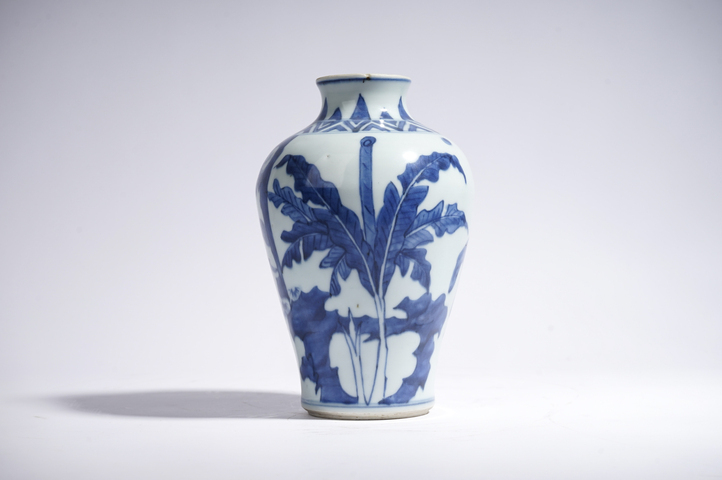 古玩陶瓷清早期·青花嬰戲紋梅瓶真品鑒賞圖