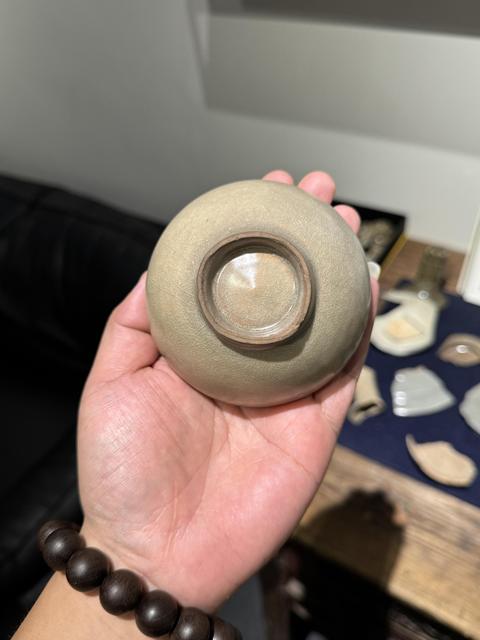 古玩陶瓷龍泉窯直口盞真品鑒賞圖