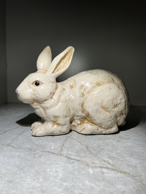古玩陶瓷哥釉玉兔擺件真品鑒賞圖