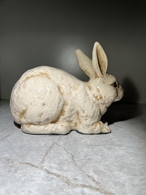 古玩陶瓷哥釉玉兔擺件真品鑒賞圖