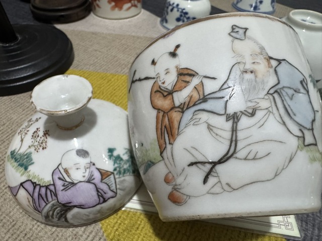 古玩陶瓷宣統人物紋蓋缸真品鑒賞圖