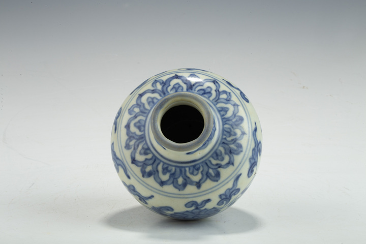 古玩陶瓷明萬(wàn)歷·青花纏枝花卉紋水盂真品鑒賞圖