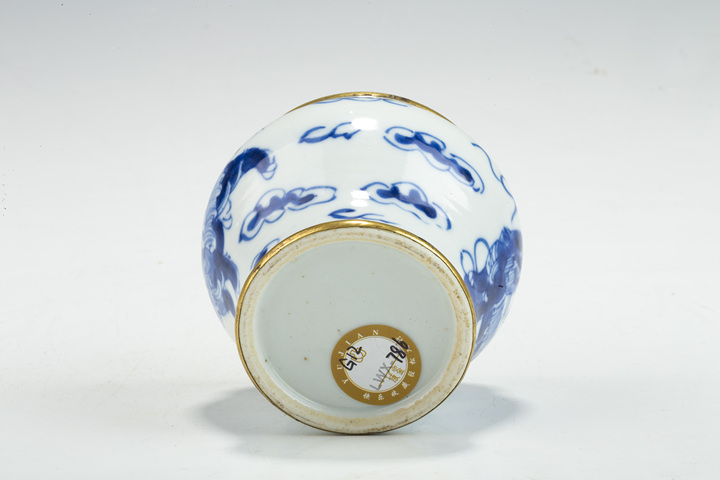 古玩陶瓷清晚·青花獅子繡球紋小廣口罐拍賣，當前價格1424元