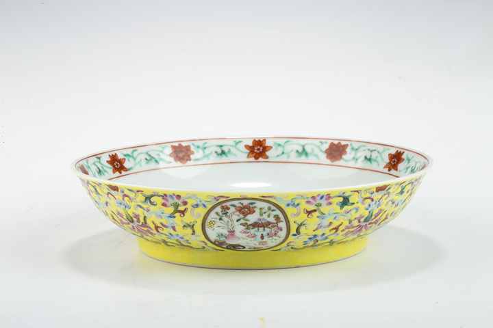 古玩陶瓷清道光·黃地粉彩五谷豐登紋盤一對（官）拍賣，當前價格170604元