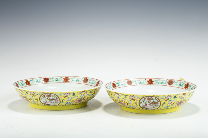 古玩陶瓷清道光·黃地粉彩五谷豐登紋盤一對（官）拍賣，當前價格170604元