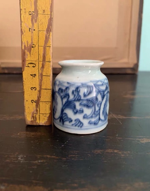 古玩陶瓷青花淡描花卉紋水盂真品鑒賞圖