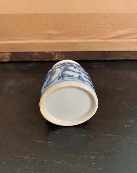 古玩陶瓷青花淡描花卉紋水盂真品鑒賞圖