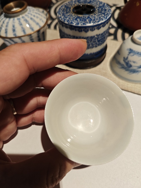 古玩陶瓷青花人物故事紋杯真品鑒賞圖