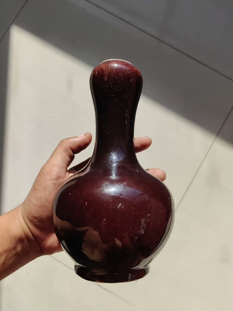 古玩陶瓷紅釉蒜頭瓶拍賣，當前價格7800元