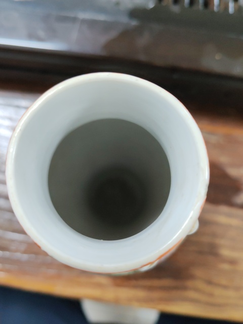 古玩陶瓷廣彩人物故事紋橄欖瓶拍賣，當前價格2000元