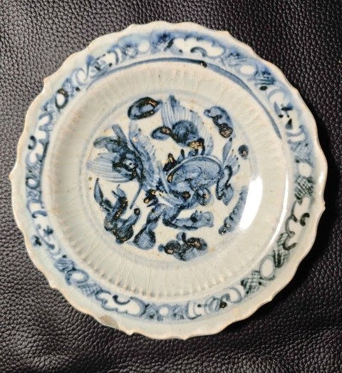 古玩陶瓷青花麒麟紋花口大盤真品鑒賞圖