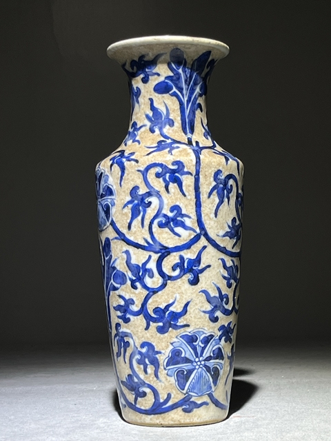 古玩陶瓷哥釉青花纏枝花卉撇口瓶拍賣,當前價格1980元