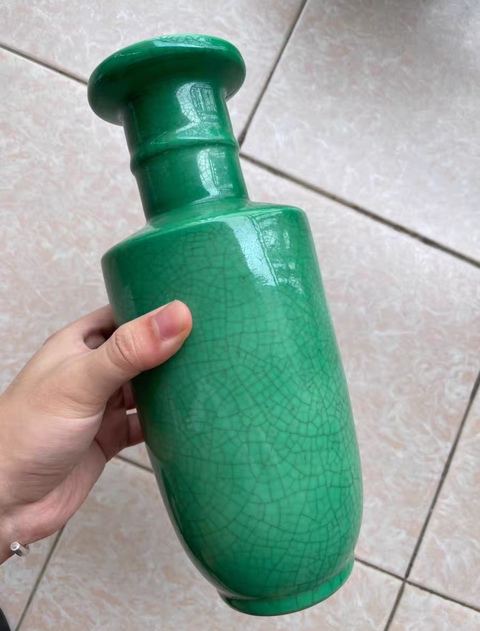 古玩陶瓷綠哥釉棒槌瓶真品鑒賞圖