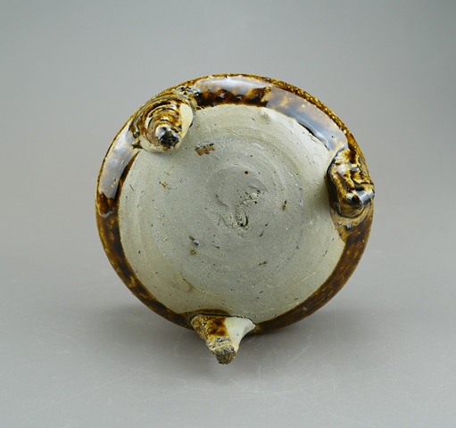 古玩陶瓷明末清初青釉雙耳三獸足香爐拍賣，當前價格212元