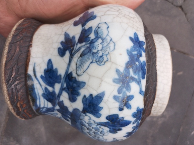 古玩陶瓷哥釉地鐵銹釉青花蓋罐真品鑒賞圖