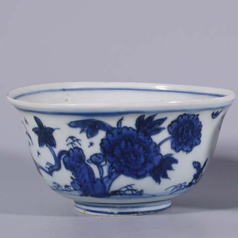 古玩陶瓷青花花卉紋碗真品鑒賞圖