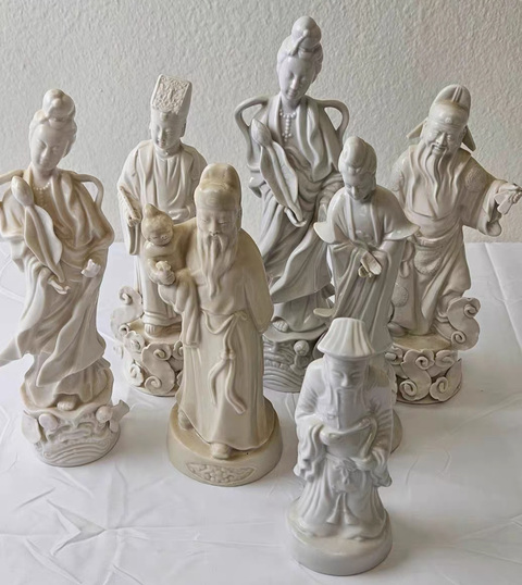 古玩陶瓷人物塑像真品鑒賞圖