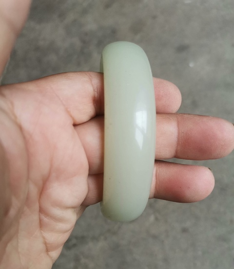 古玩玉器和田玉雕“素紋手鐲”真品鑒賞圖