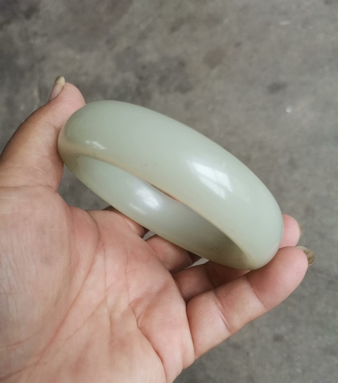 古玩玉器和田玉雕“素紋手鐲”真品鑒賞圖