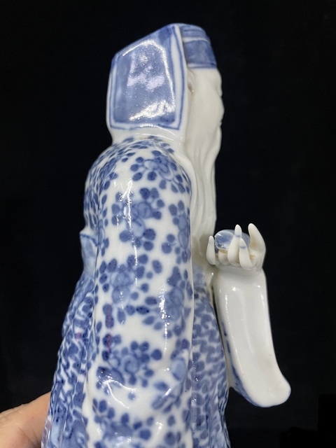 古玩陶瓷青花人物瓷塑像拍賣,當前價格1888元