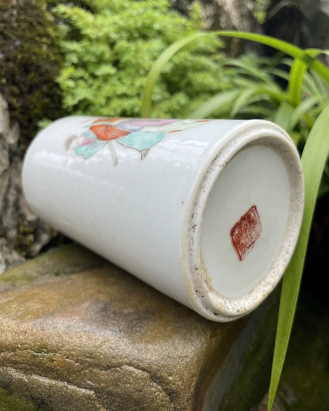 古玩陶瓷粉彩人物故事紋筆筒真品鑒賞圖