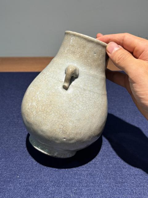 古玩陶瓷哥釉象耳尊真品鑒賞圖