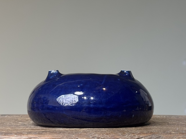 古玩陶瓷清代,茄皮紫釉三足爐拍賣,當前價格1600元
