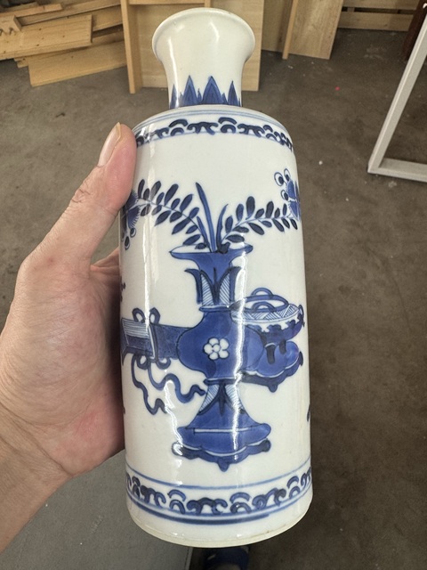 古玩陶瓷博古圖青花瓶真品鑒賞圖