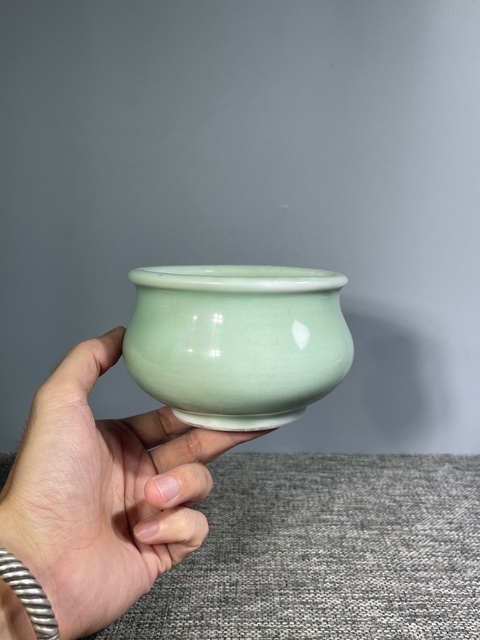 古玩陶瓷清末民初.冬青釉香爐拍賣，當前價格650元