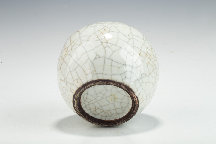 古玩陶瓷清末民初·哥釉蓋罐拍賣，當(dāng)前價(jià)格2242元