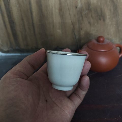 古玩陶瓷晚明德化白釉杯拍賣,當前價格28元