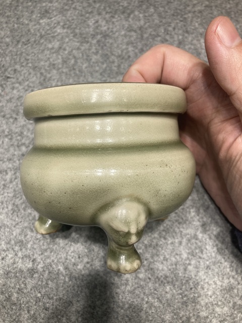 古玩陶瓷耀州窯月白釉爐真品鑒賞圖
